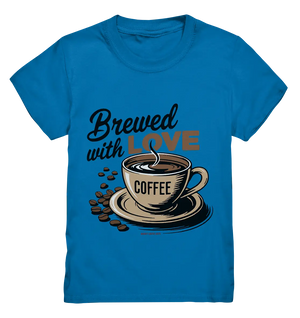Brewed with LOVE – Charmantes Kaffee-Design voller Wärme - Kids Premium Shirt Bright Lights Arts