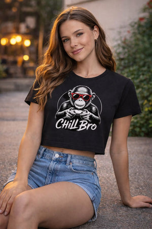 Ladies Cropped Tee mit CHILL BRO von Bright Light Arts im urbanen Gaming-Lifestyle-Look