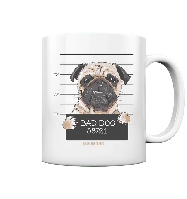 BAD DOG – Humorvolles Mugshot - Design mit Pug - Tasse glossy - Bright Lights Arts