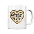Gebacken mit Liebe – Herzgebäck - Tasse glossy Bright Lights Arts