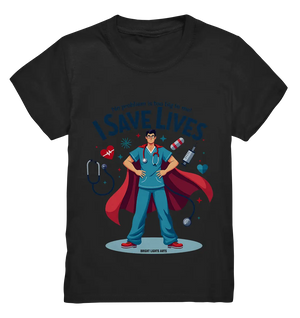 Heldenhafter Gesundheitsversorger im Superheldenstil I SAVE LIVES - Kids Premium Shirt Bright Lights Arts