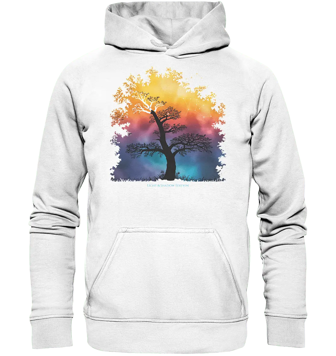 Licht & Schatten – Magische Baumlandschaft mit Sternbild - Basic Unisex Hoodie - Bright Lights Arts