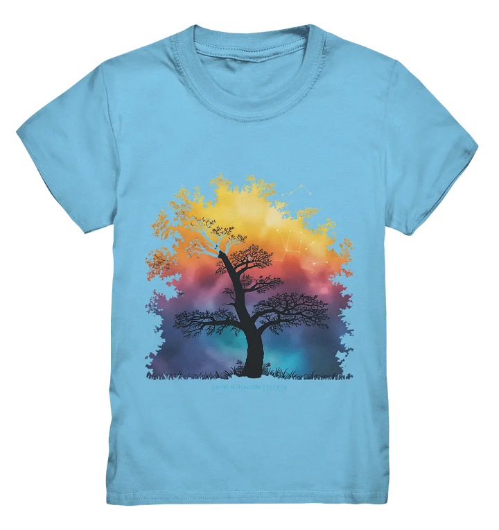 Licht & Schatten – Magische Baumlandschaft mit Sternbild - Kids Premium Shirt - Bright Lights Arts