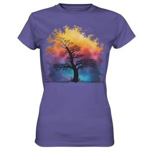 Licht & Schatten – Magische Baumlandschaft mit Sternbild - Ladies Premium Shirt - Bright Lights Arts