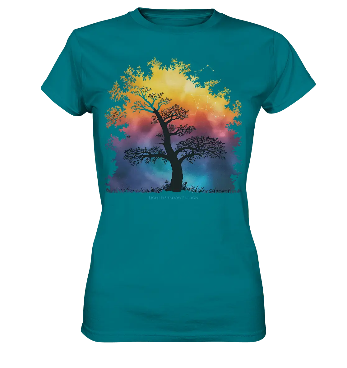 Licht & Schatten – Magische Baumlandschaft mit Sternbild - Ladies Premium Shirt - Bright Lights Arts