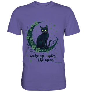 Mystische schwarze Katze auf Mondsichel I wake up under the moon - Premium Shirt Bright Lights Arts