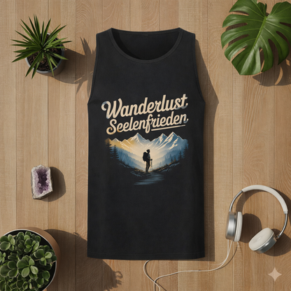 Schwarzes Herren Tanktop mit Wanderlust Seelenfrieden Bergmotiv im natürlichen Holz Mockup mit Pflanzen, Kristall und Kopfhörern – Bright Lights Arts