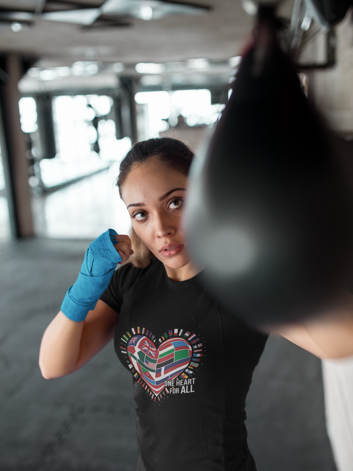 Sport T-Shirt Women mit ONE HEART FOR ALL von Bright Light Arts im natürlichen Lifestyle-Look