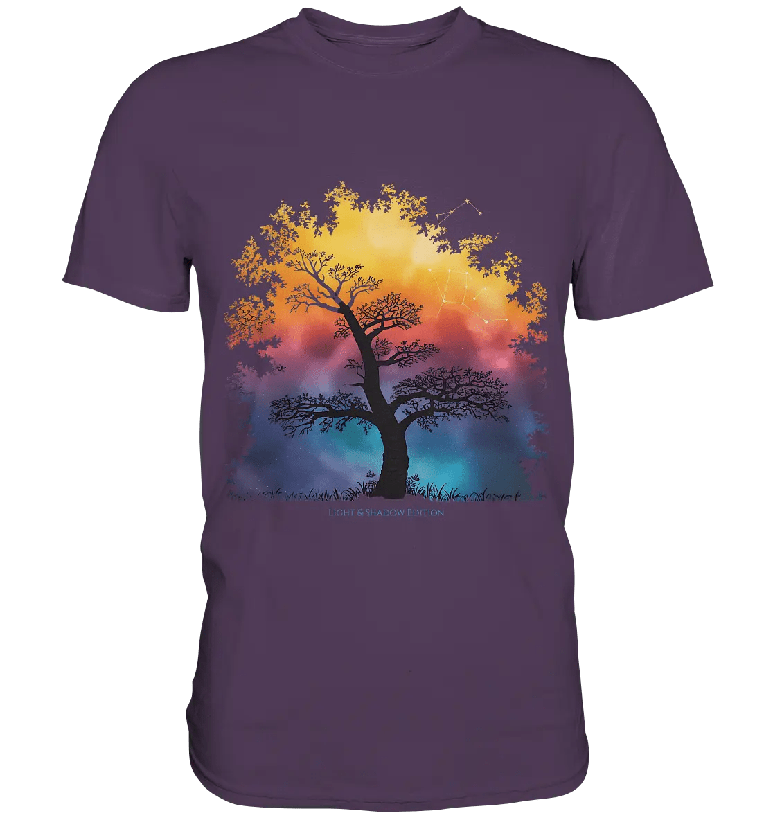 Licht & Schatten – Magische Baumlandschaft mit Sternbild - Premium Shirt - Bright Lights Arts