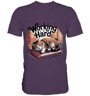 Working Hard – Schlafender Kater auf Tastatur - Premium Shirt - Bright Lights Arts