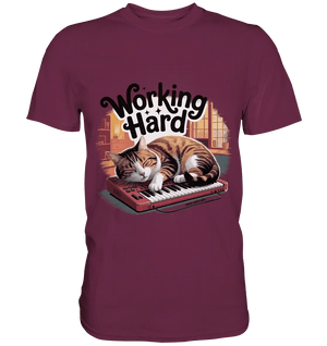 Working Hard – Schlafender Kater auf Tastatur - Premium Shirt - Bright Lights Arts
